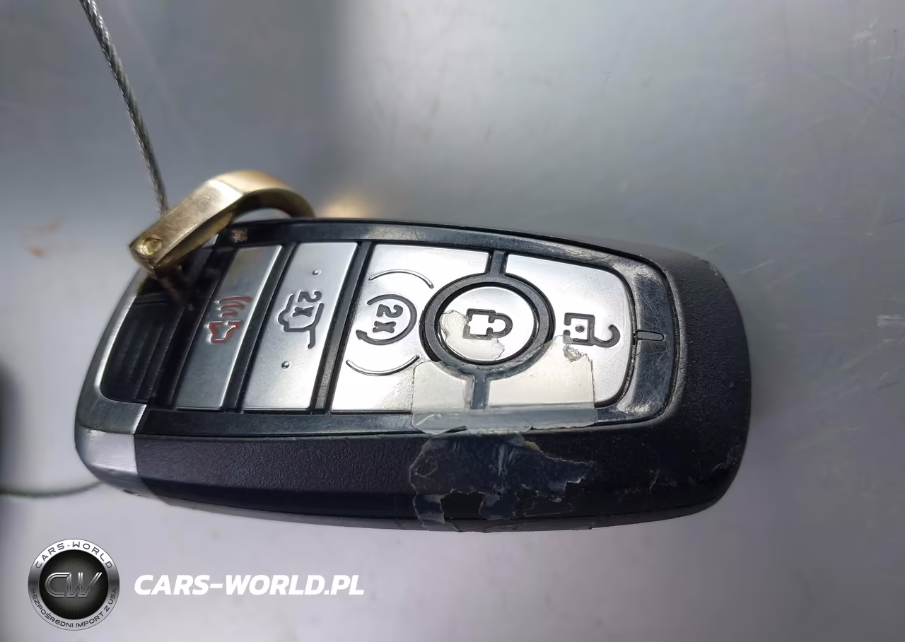 2020 Ford Escape Titanium VIN:1FMCU9J99LUA15155 - 11