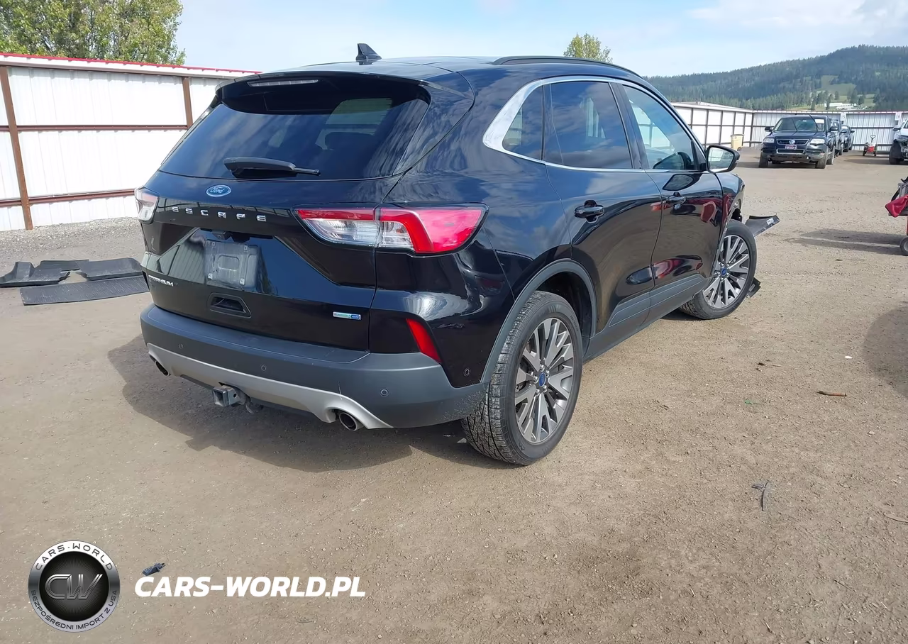 2020 Ford Escape Titanium VIN:1FMCU9J99LUA15155 - 4