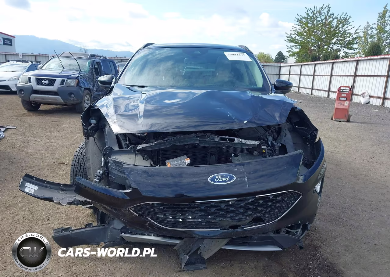 2020 Ford Escape Titanium VIN:1FMCU9J99LUA15155 - 6