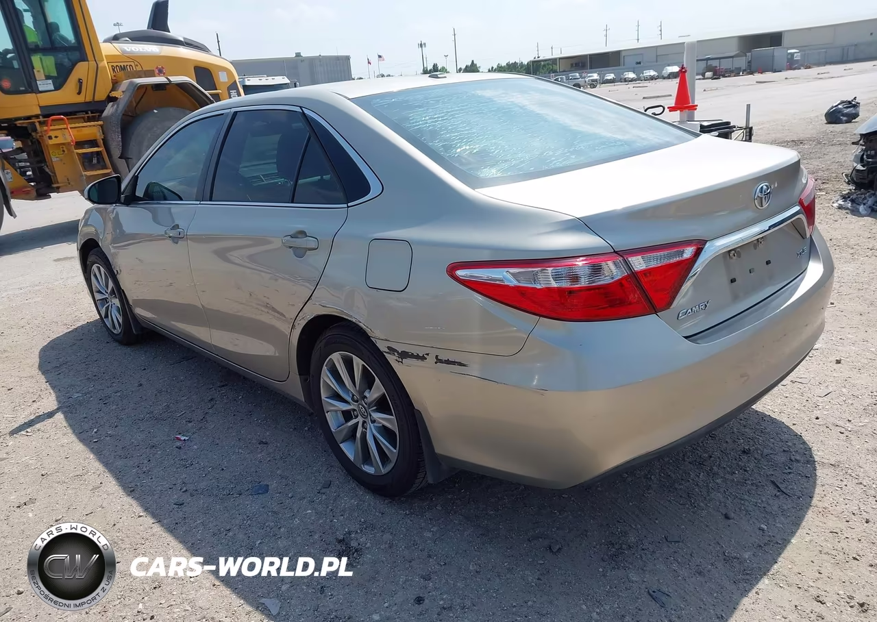 2017 Toyota Camry Xle VIN:4T1BF1FK9HU406316 - 3