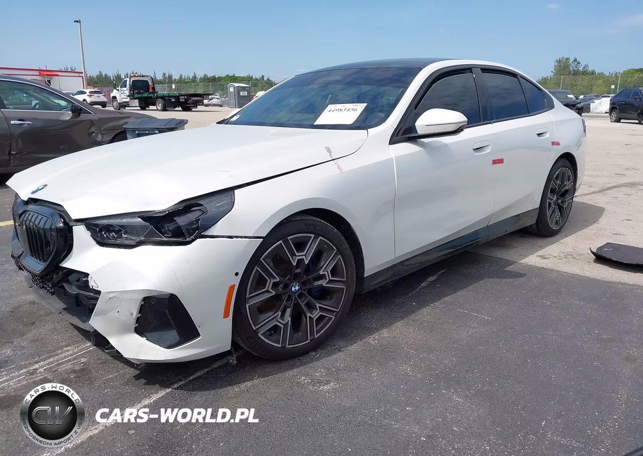 2026 BMW 530I VIN:WBA43FJ00TCW66205 - 2