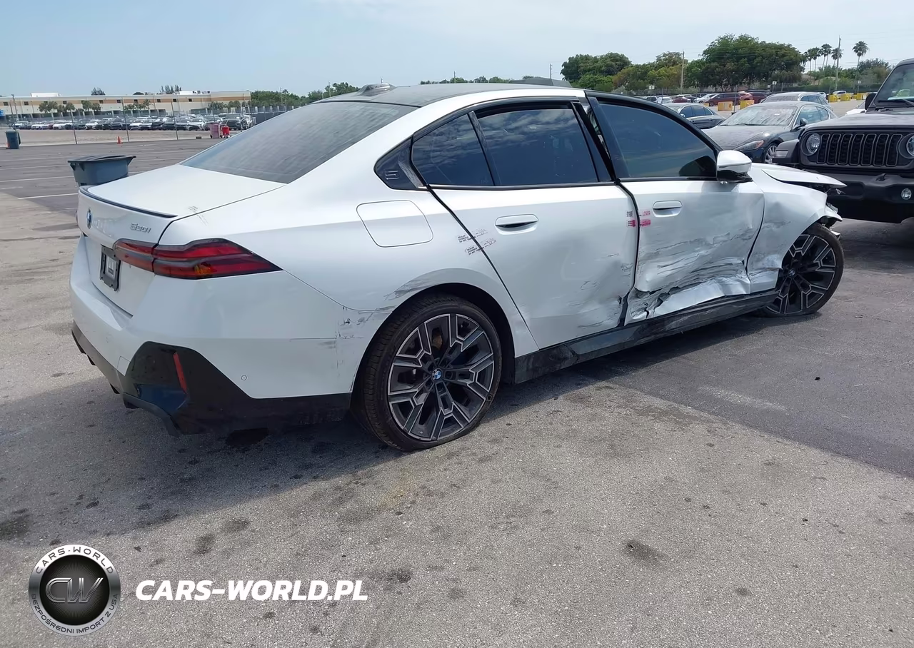 2026 BMW 530I VIN:WBA43FJ00TCW66205 - 4