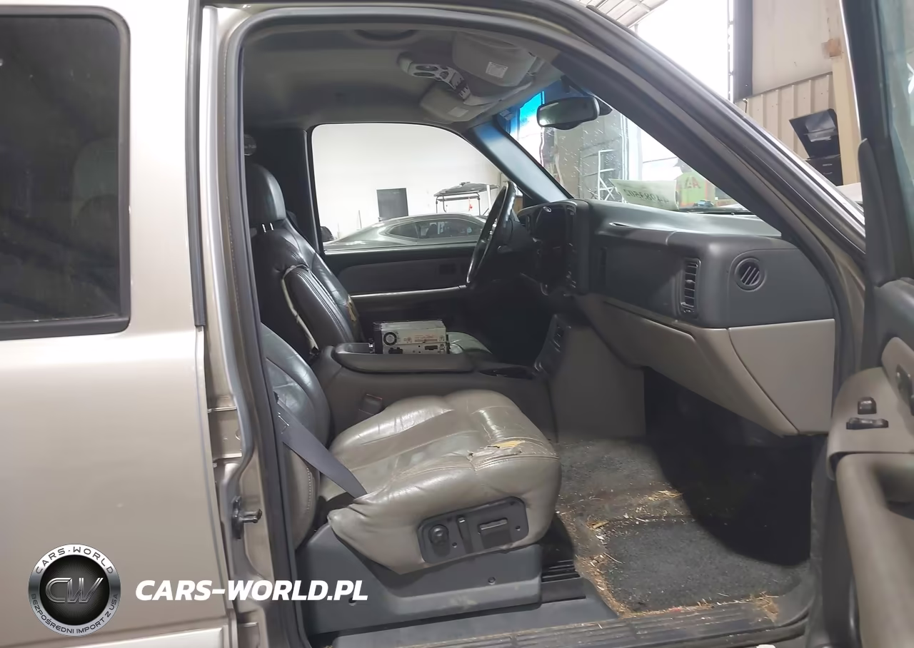 2000 Chevrolet Tahoe All New Lt VIN:1GNEK13T2YJ109486 - 5