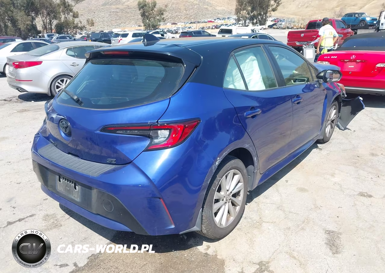 2023 Toyota Corolla Se VIN:JTND4MBE8P3196795 - 4
