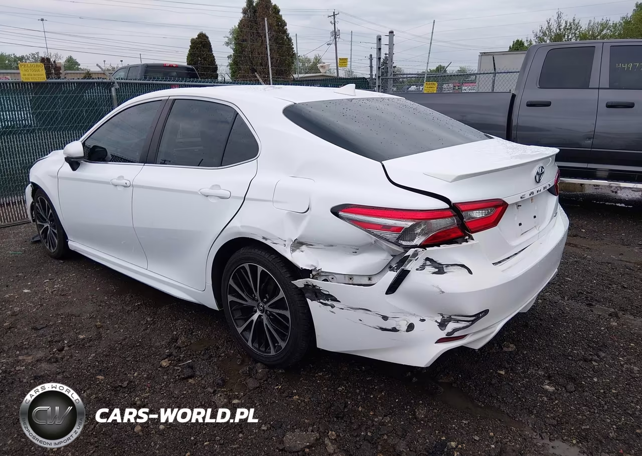 2019 Toyota Camry Se VIN:4T1B11HK2KU182728 - 3