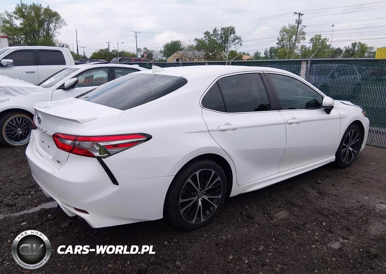 2019 Toyota Camry Se VIN:4T1B11HK2KU182728 - 4