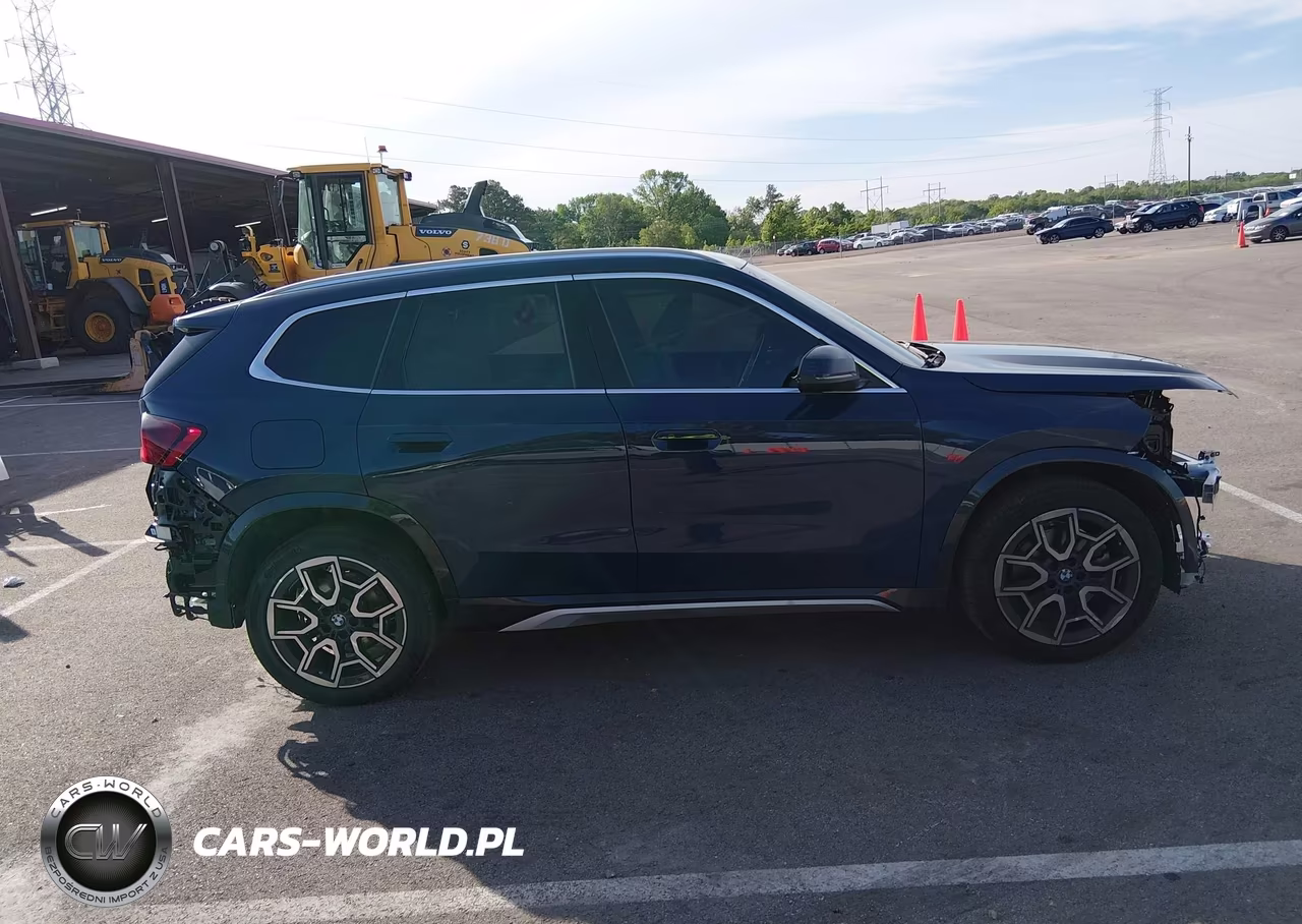 2026 BMW X1 xDrive28I VIN:WBX73EF04T5501512 - 14