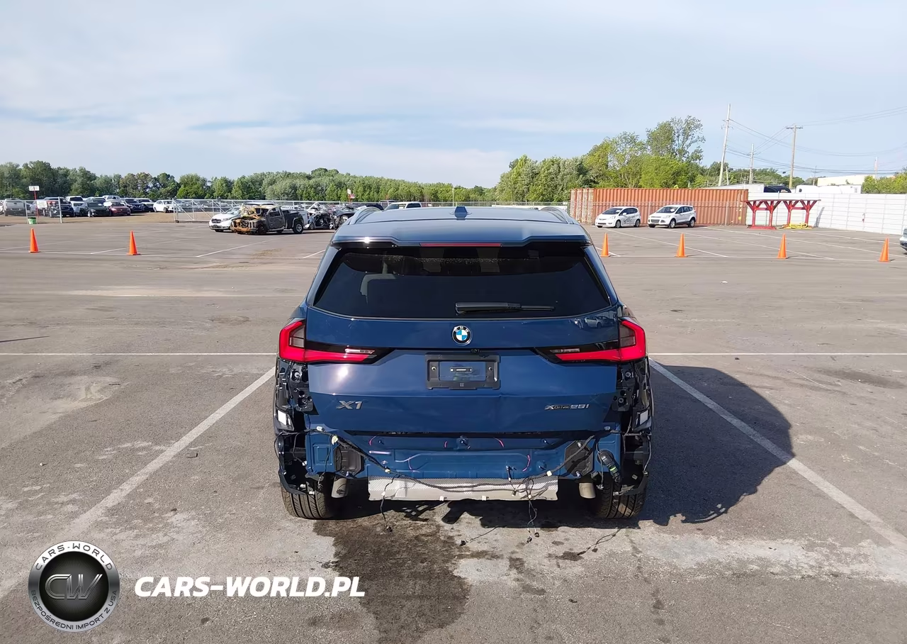 2026 BMW X1 xDrive28I VIN:WBX73EF04T5501512 - 17