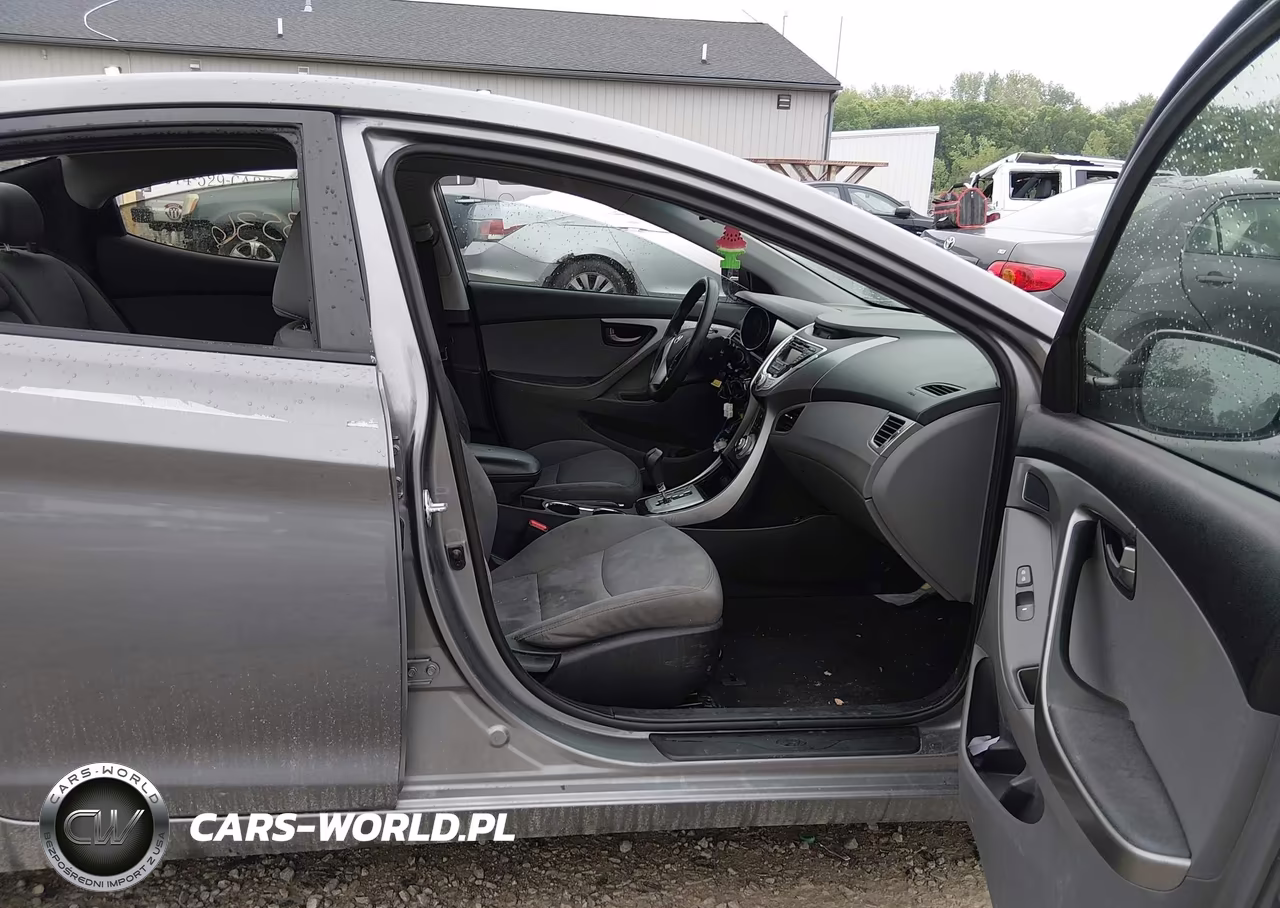 2012 Hyundai Elantra Gls VIN:5NPDH4AE0CH107360 - 5