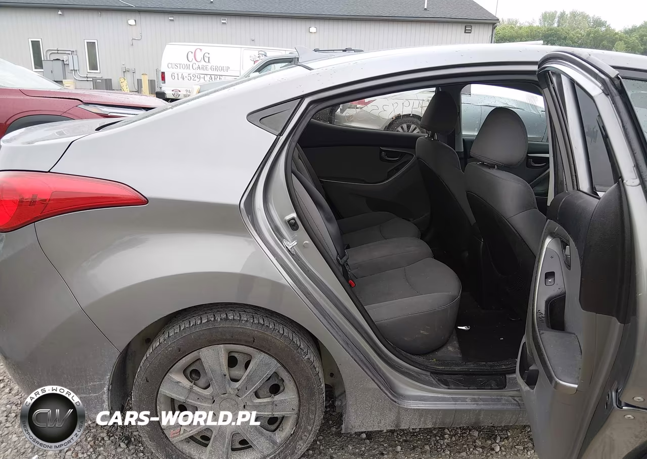 2012 Hyundai Elantra Gls VIN:5NPDH4AE0CH107360 - 8