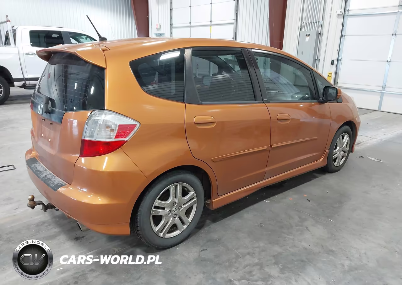 2009 Honda Fit Sport VIN:JHMGE88609S021003 - 4