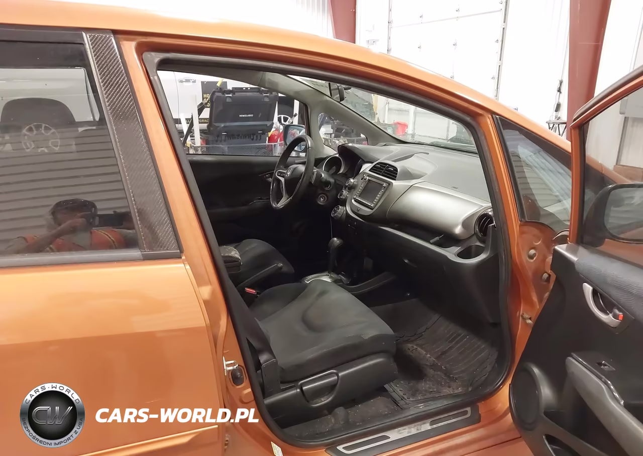 2009 Honda Fit Sport VIN:JHMGE88609S021003 - 5