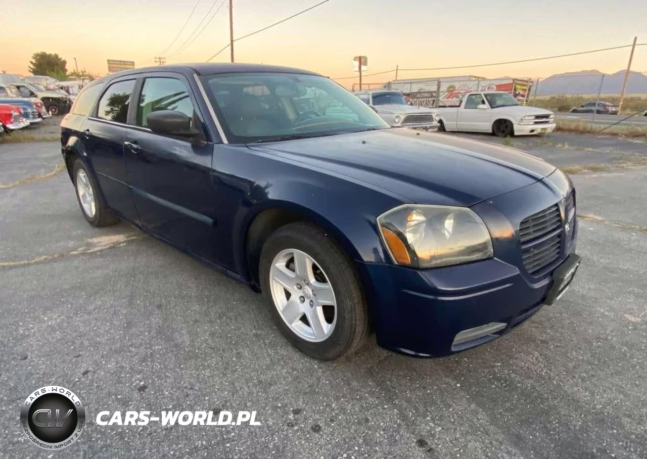 2005 Dodge Magnum Se