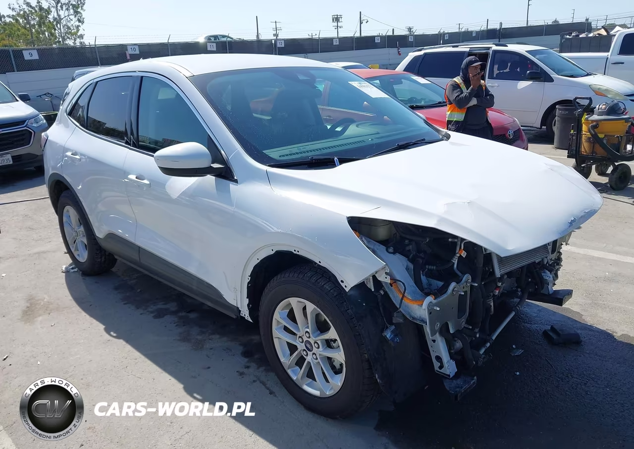 2021 Ford Escape Se Hybrid – zdjęcie 1 z 17