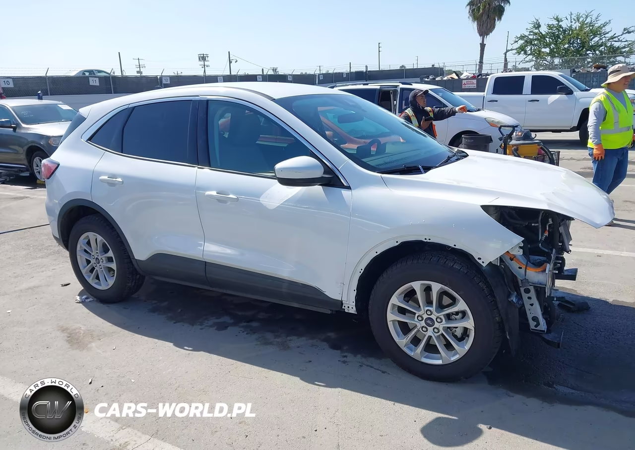 2021 Ford Escape Se Hybrid VIN:1FMCU0BZ8MUA43251 - 14