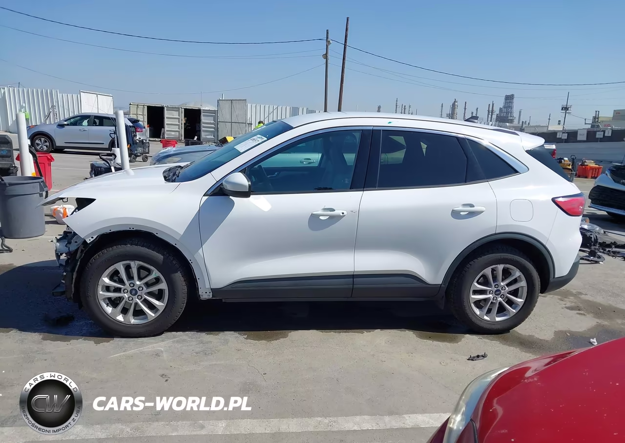 2021 Ford Escape Se Hybrid VIN:1FMCU0BZ8MUA43251 - 15
