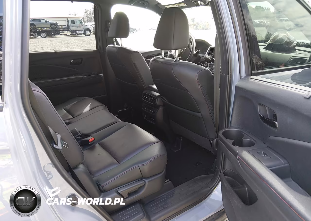 2024 Honda Passport Awd Black VIN:5FNYF8H88RB019775 - 19