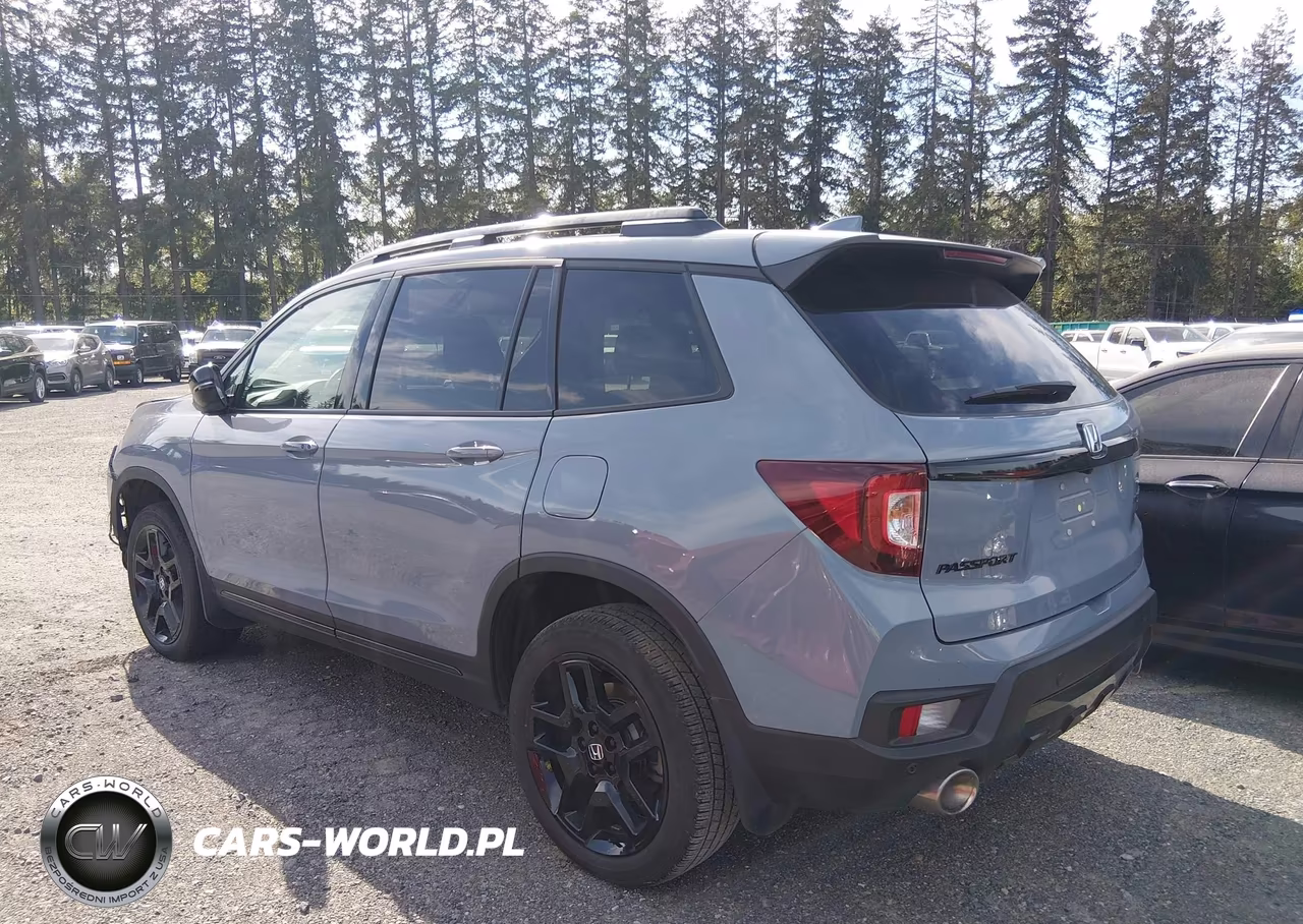 2024 Honda Passport Awd Black VIN:5FNYF8H88RB019775 - 3