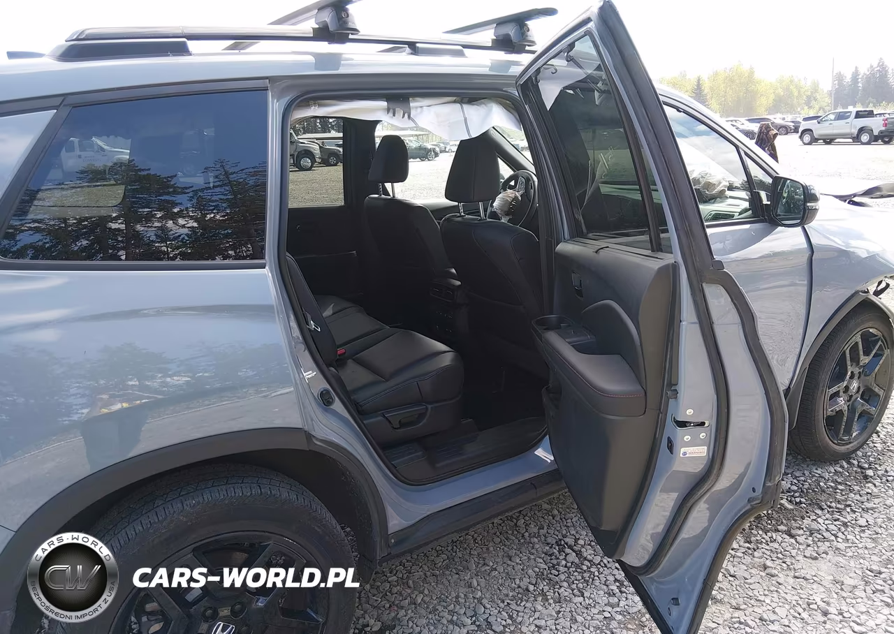 2024 Honda Passport Awd Black VIN:5FNYF8H88RB019775 - 8