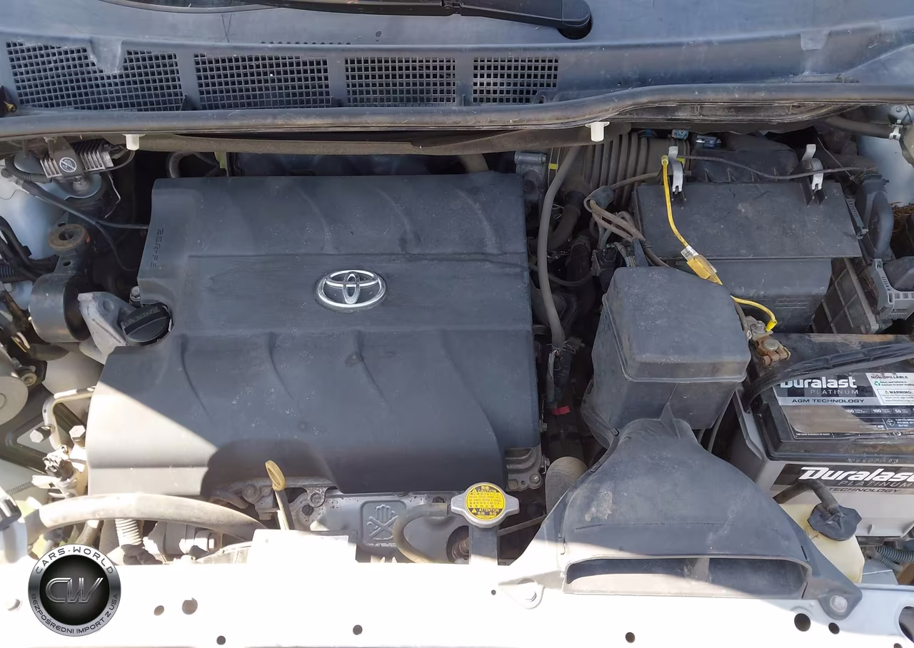 2016 Toyota Sienna Limited 7 Passenger VIN:5TDDK3DC0GS135715 - 10