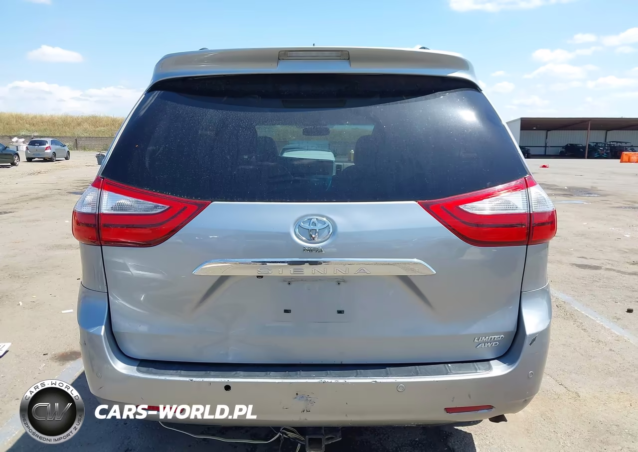 2016 Toyota Sienna Limited 7 Passenger VIN:5TDDK3DC0GS135715 - 17
