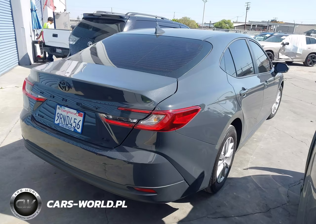 2025 Toyota Camry Le VIN:4T1DAACK3SU092228 - 4