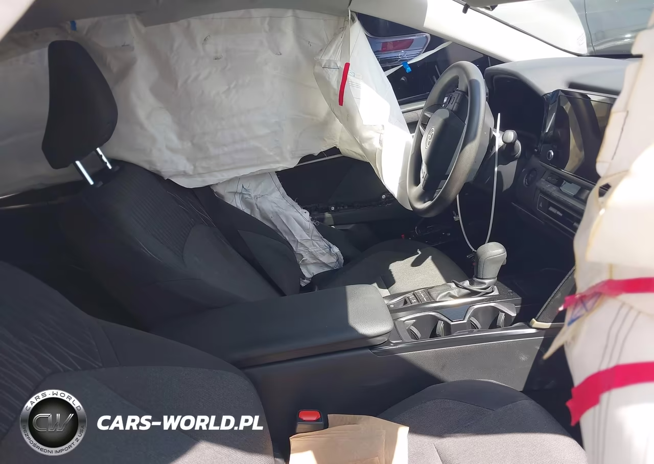 2025 Toyota Camry Le VIN:4T1DAACK3SU092228 - 5