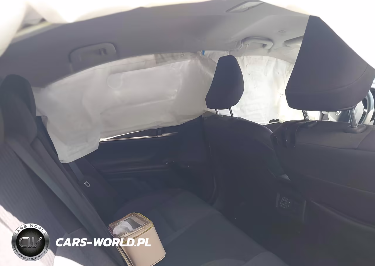 2025 Toyota Camry Le VIN:4T1DAACK3SU092228 - 8
