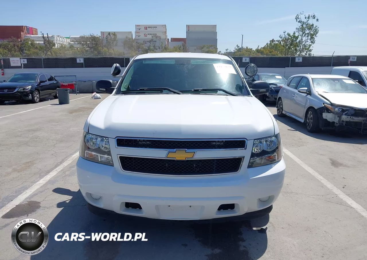 2014 Chevrolet Tahoe Commercial Fleet VIN:1GNLC2E00ER174797 - 12