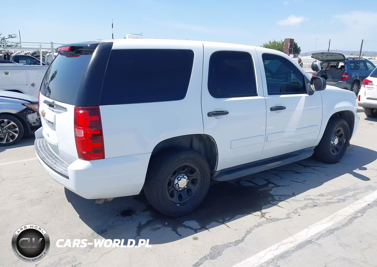 2014 Chevrolet Tahoe Commercial Fleet VIN:1GNLC2E00ER174797 - 4