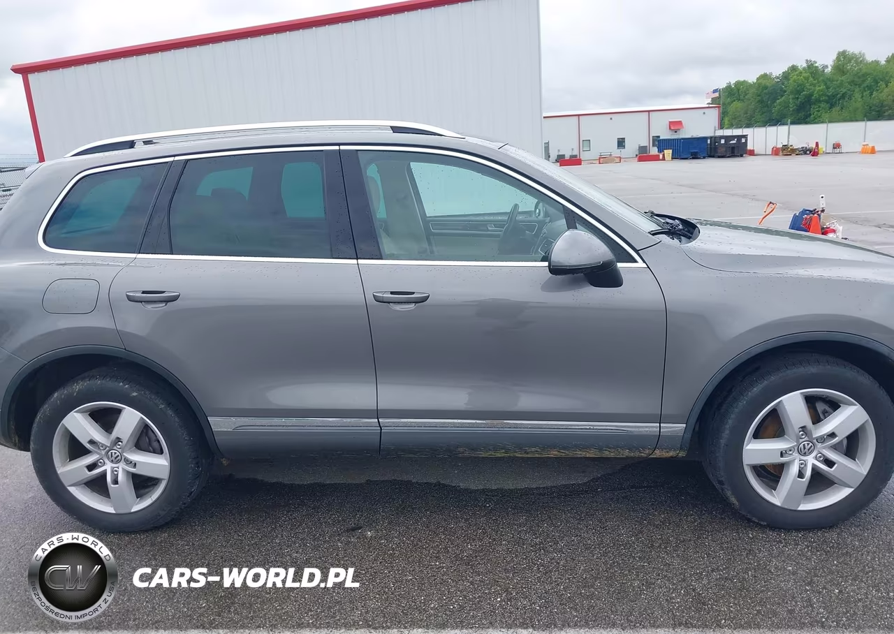 2012 Volkswagen Touareg Tdi Lux VIN:WVGFK9BP8CD002378 - 13