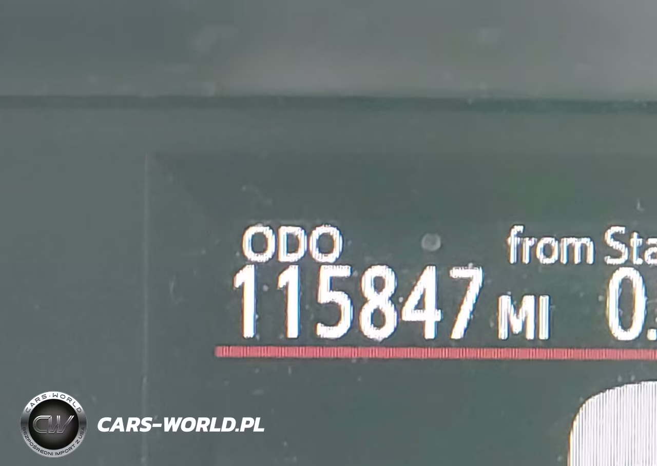 2015 Toyota Prius C Two VIN:JTDKDTB3XF1105721 - 16