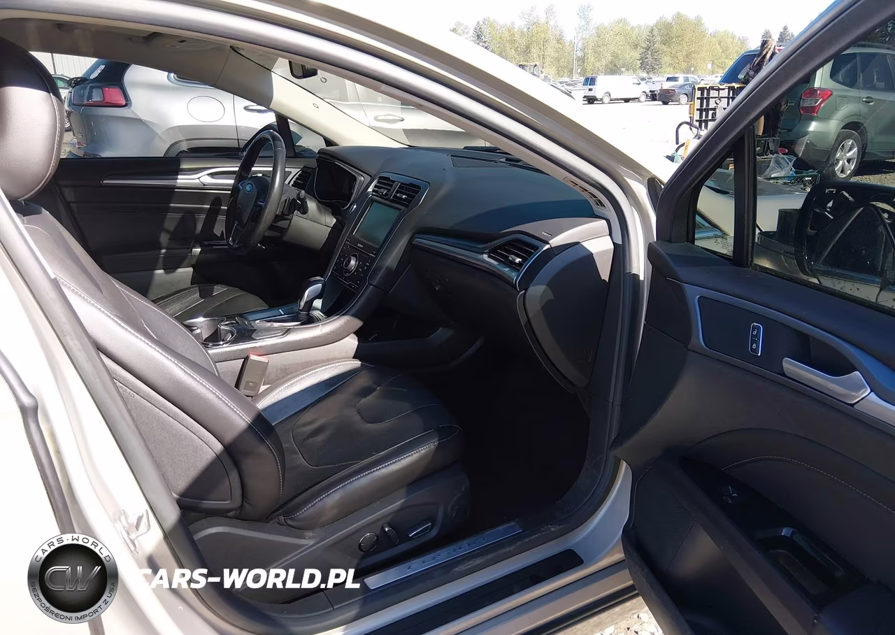 2015 Ford Fusion Titanium VIN:3FA6P0D91FR270562 - 17