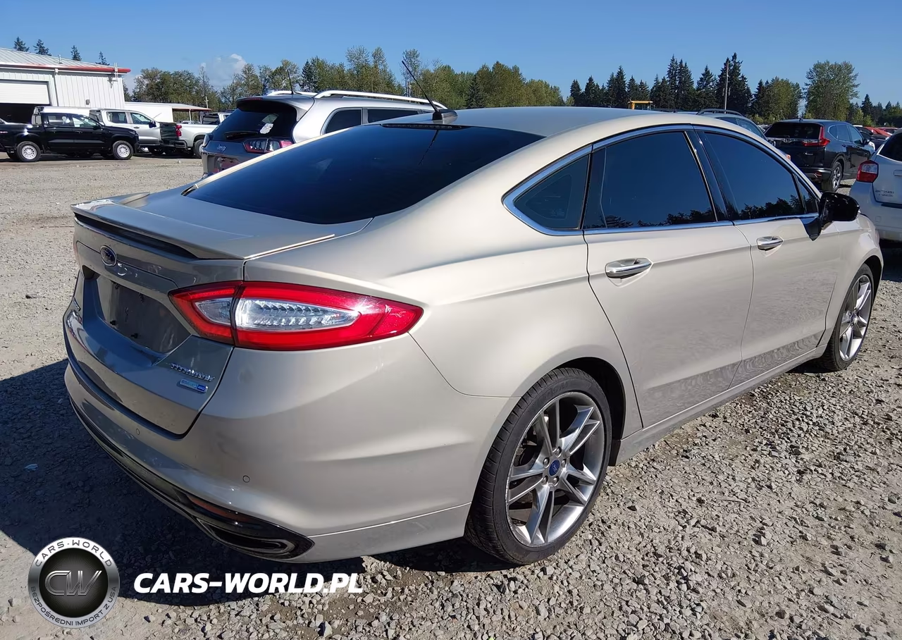 2015 Ford Fusion Titanium VIN:3FA6P0D91FR270562 - 4