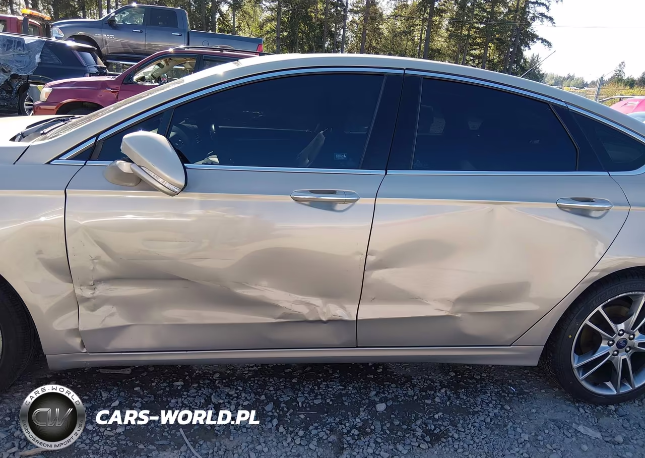 2015 Ford Fusion Titanium VIN:3FA6P0D91FR270562 - 6