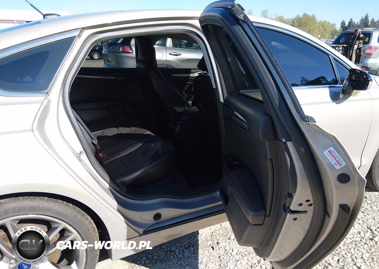 2015 Ford Fusion Titanium VIN:3FA6P0D91FR270562 - 8