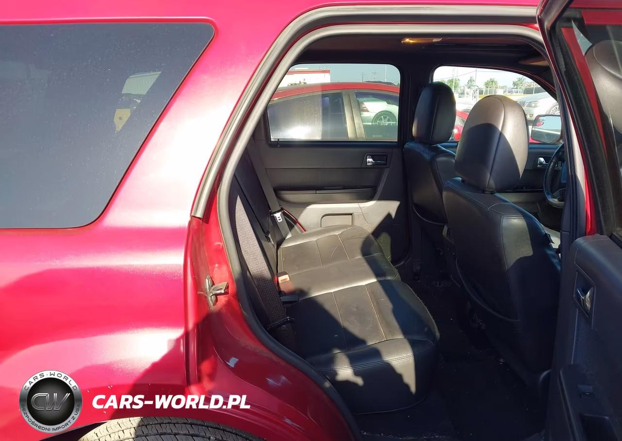 2010 Ford Escape Limited VIN:1FMCU0EG1AKA70096 - 8