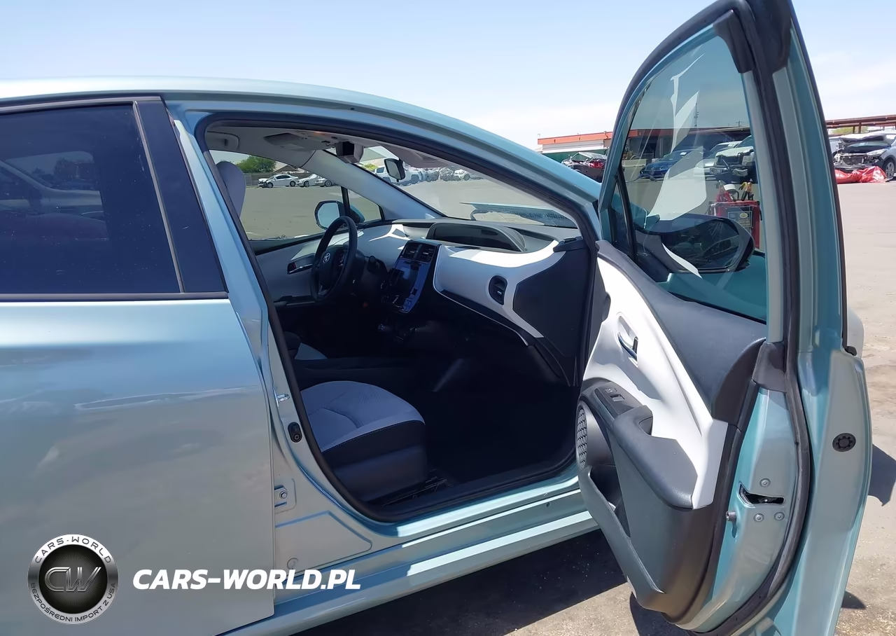 2019 Toyota Prius Le VIN:JTDL9RFU0K3003063 - 5