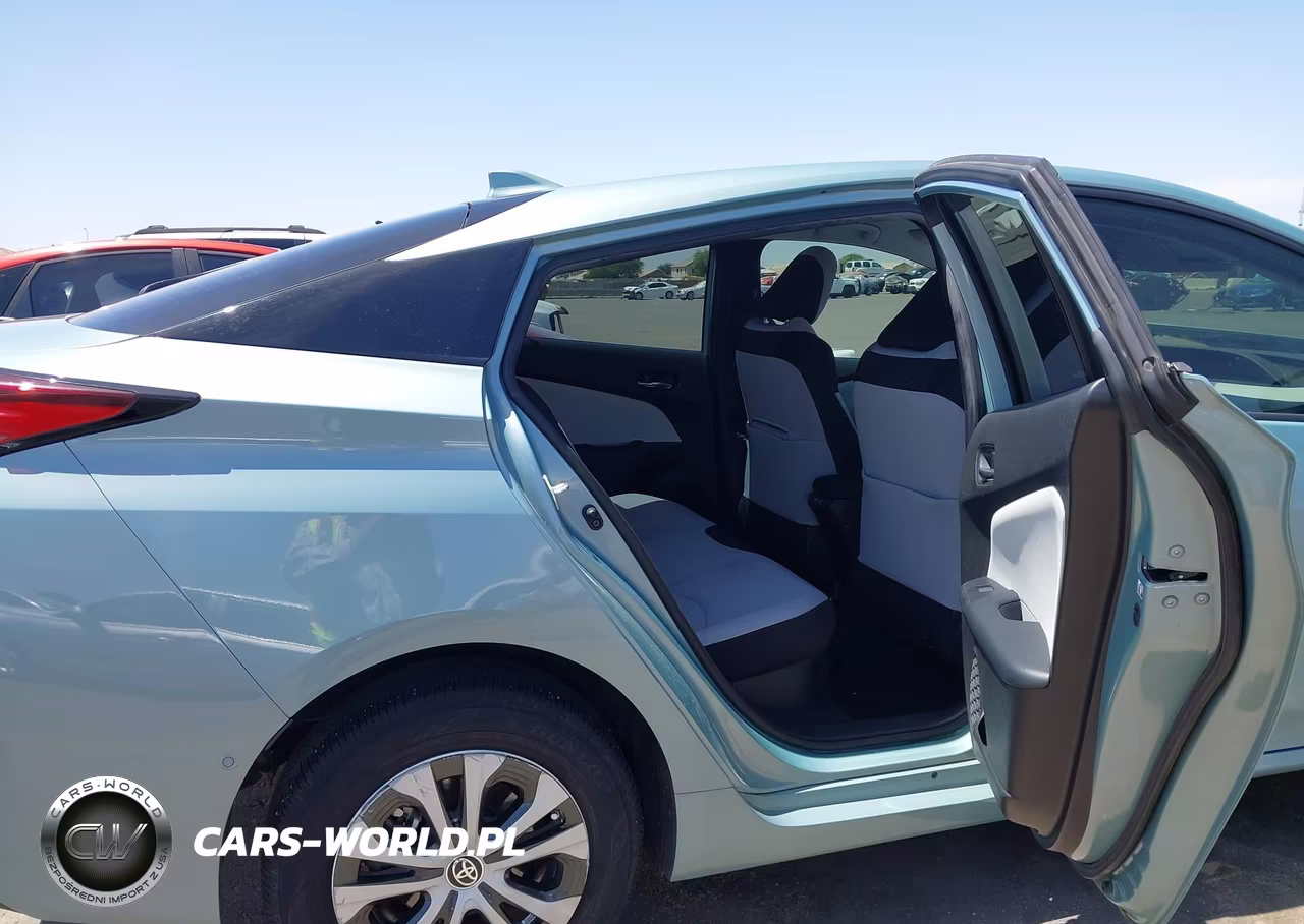 2019 Toyota Prius Le VIN:JTDL9RFU0K3003063 - 8