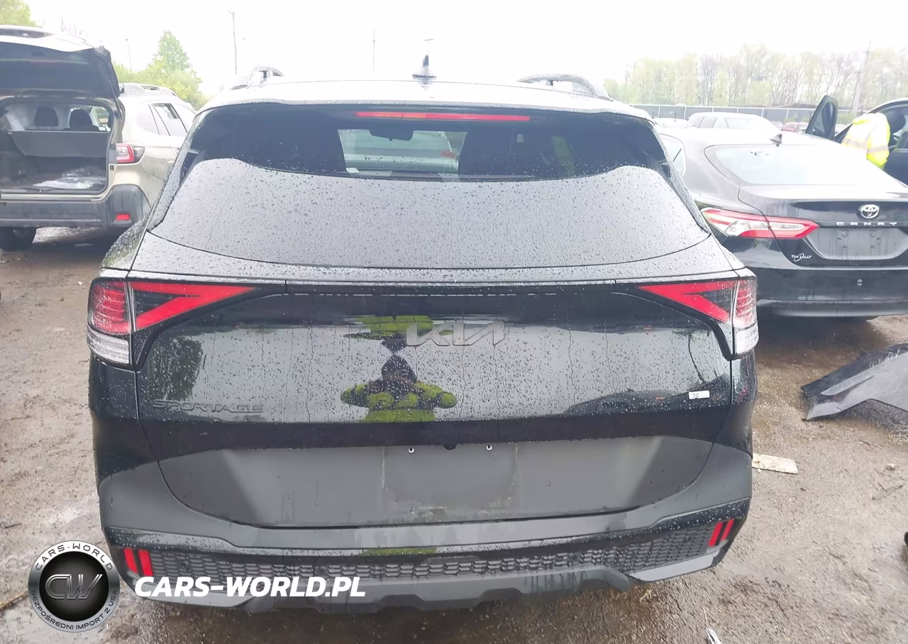 2025 Kia Sportage X-Line VIN:5XYK6CDF0SG295699 - 16