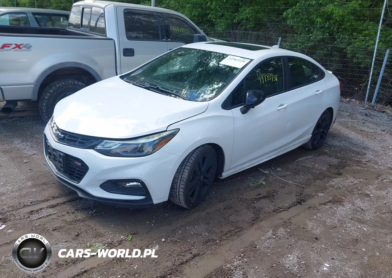 2018 Chevrolet Cruze Lt Auto VIN:1G1BE5SM1J7146982 - 2
