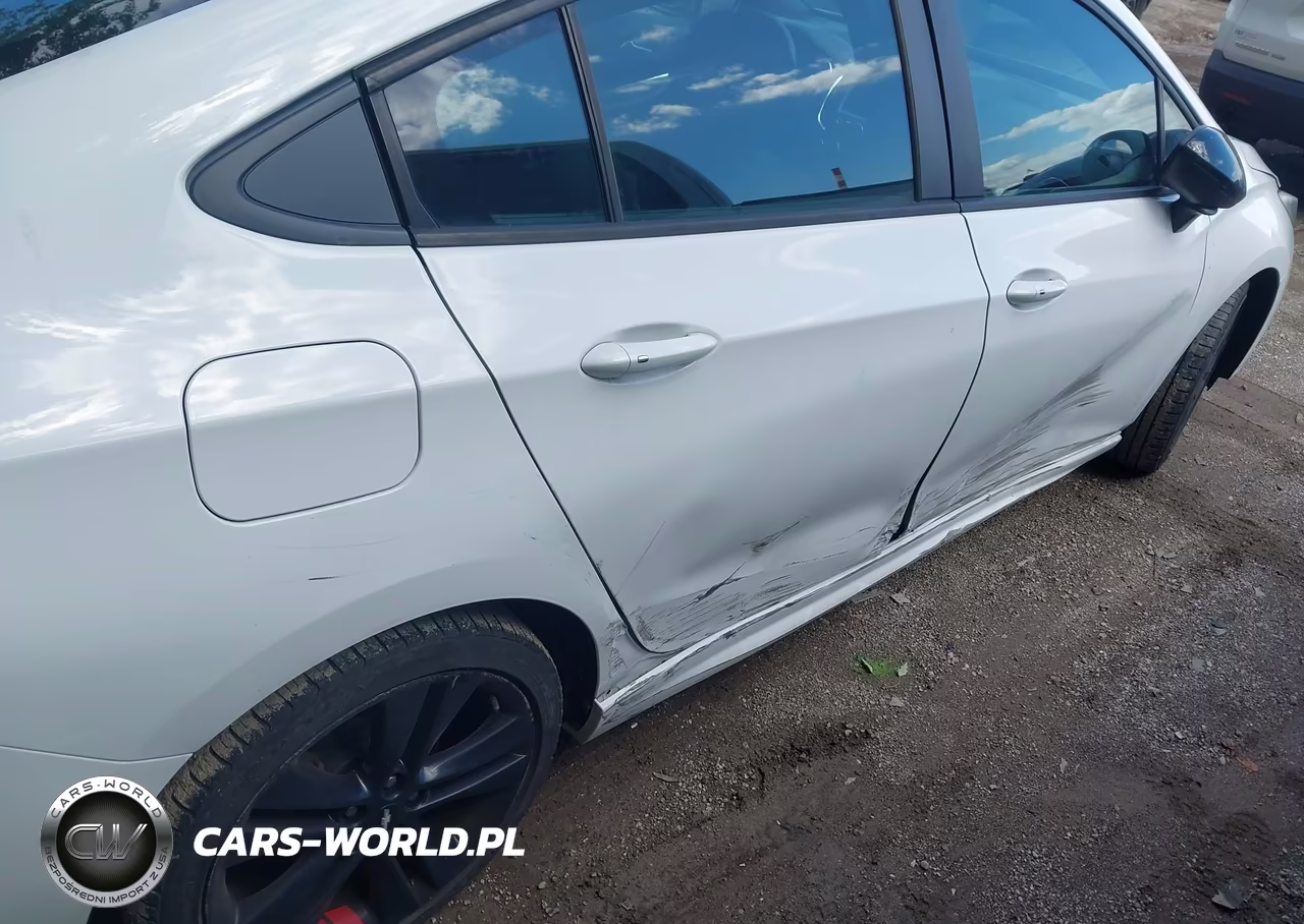 2018 Chevrolet Cruze Lt Auto VIN:1G1BE5SM1J7146982 - 6