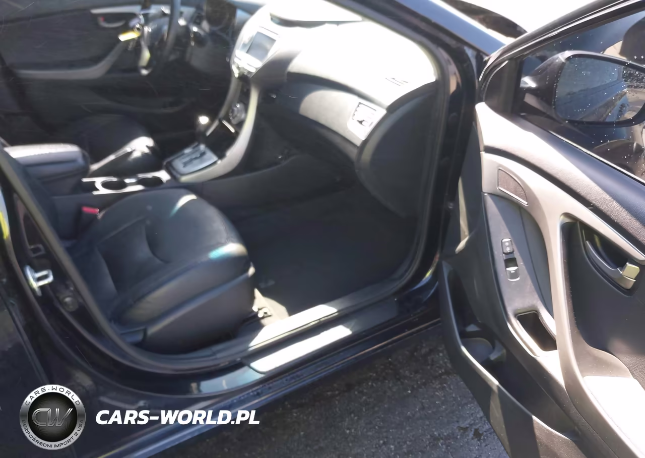 2012 Hyundai Elantra Limited VIN:5NPDH4AE9CH104456 - 5