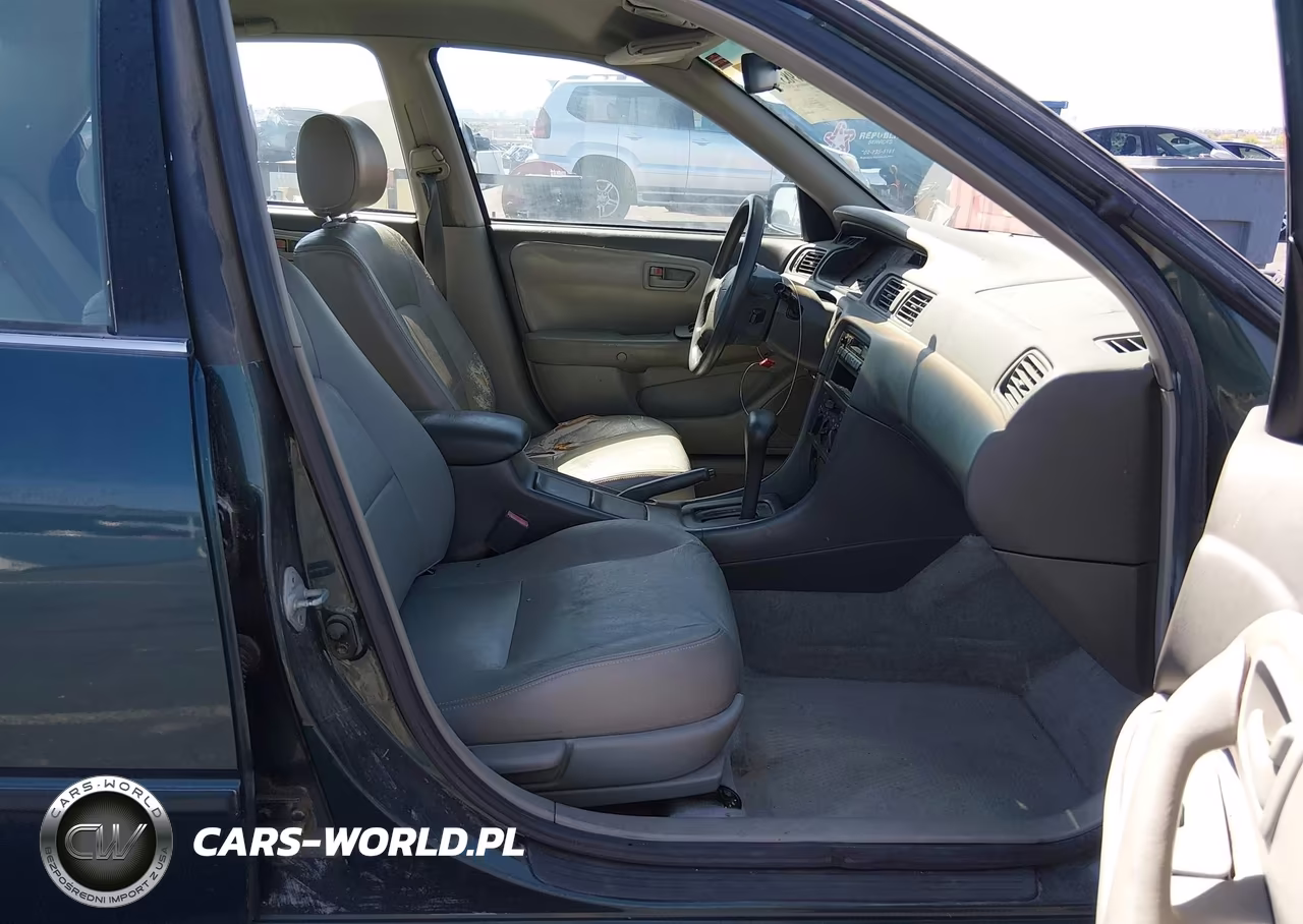 1997 Toyota Camry Le VIN:JT2BG22K5V0057700 - 5