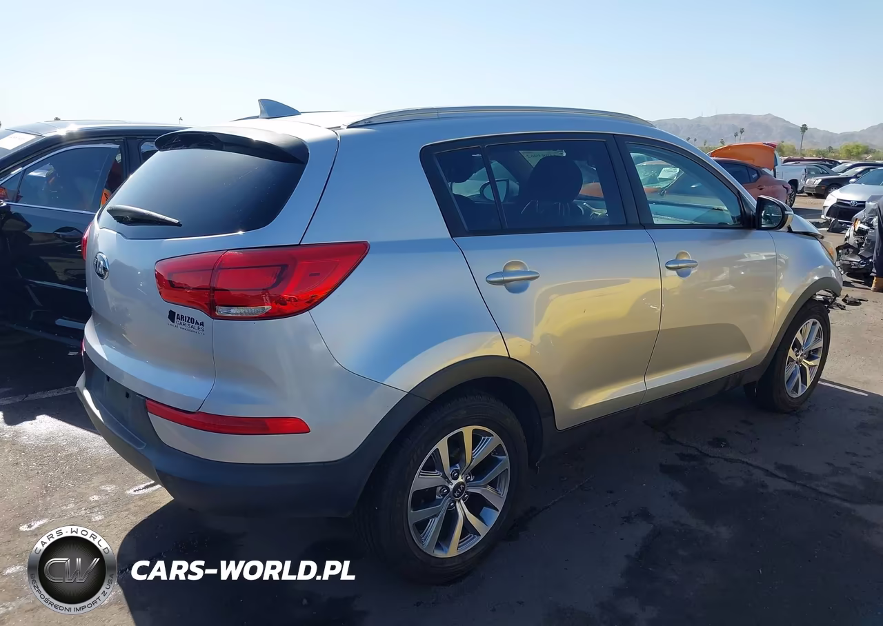 2015 Kia Sportage Lx VIN:KNDPB3AC6F7760033 - 4