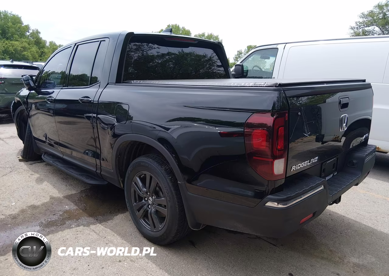2019 Honda Ridgeline Sport VIN:5FPYK3F13KB036632 - 3