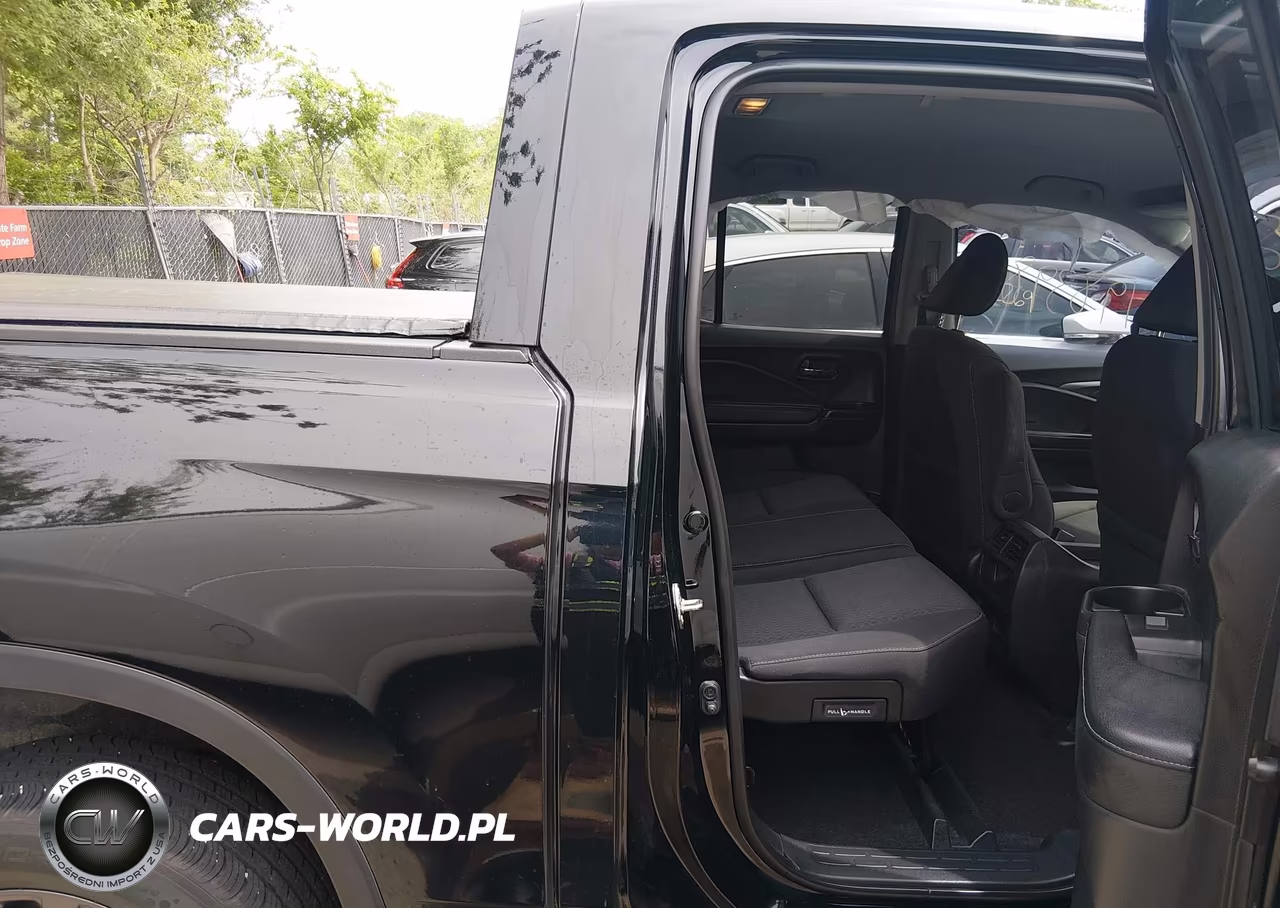 2019 Honda Ridgeline Sport VIN:5FPYK3F13KB036632 - 8