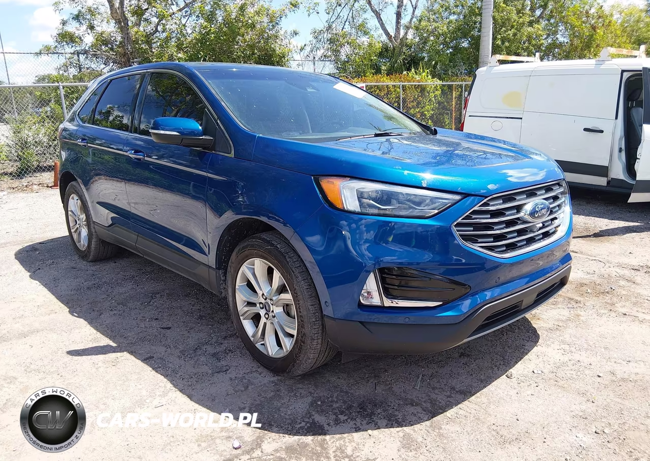 2020 Ford Edge Titanium
