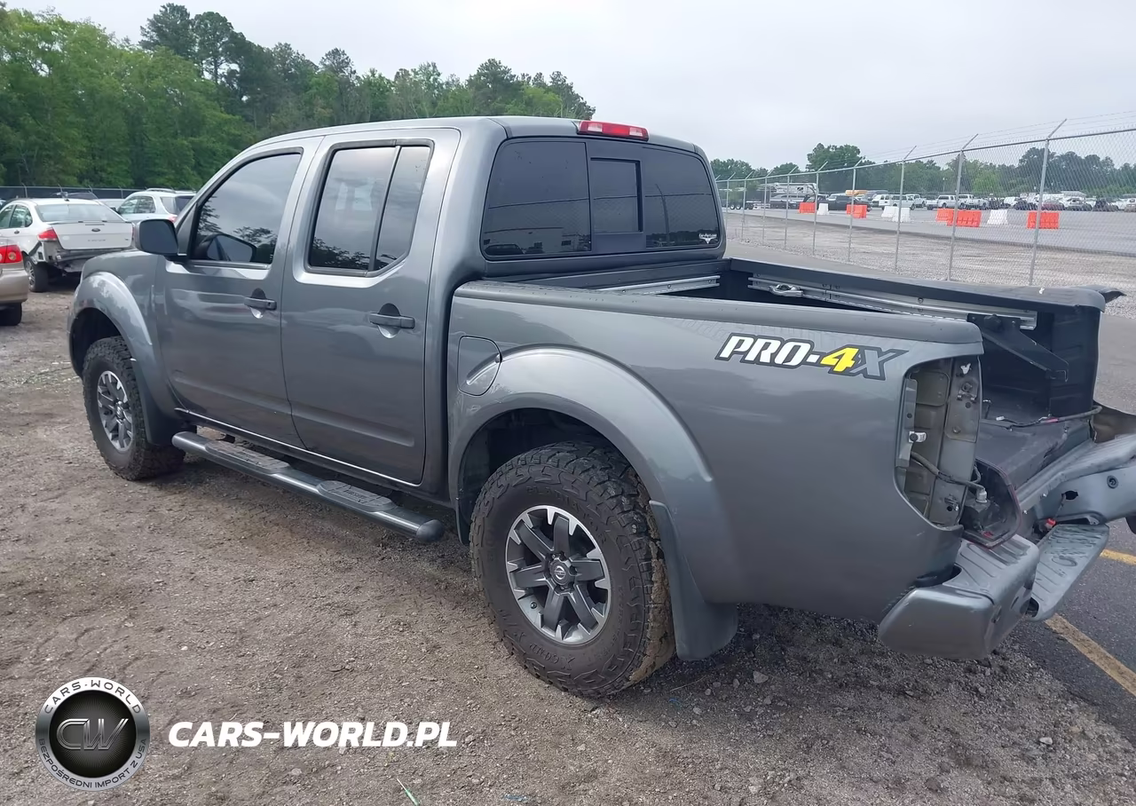 2019 Nissan Frontier Pro-4X VIN:1N6AD0EV6KN719012 - 3
