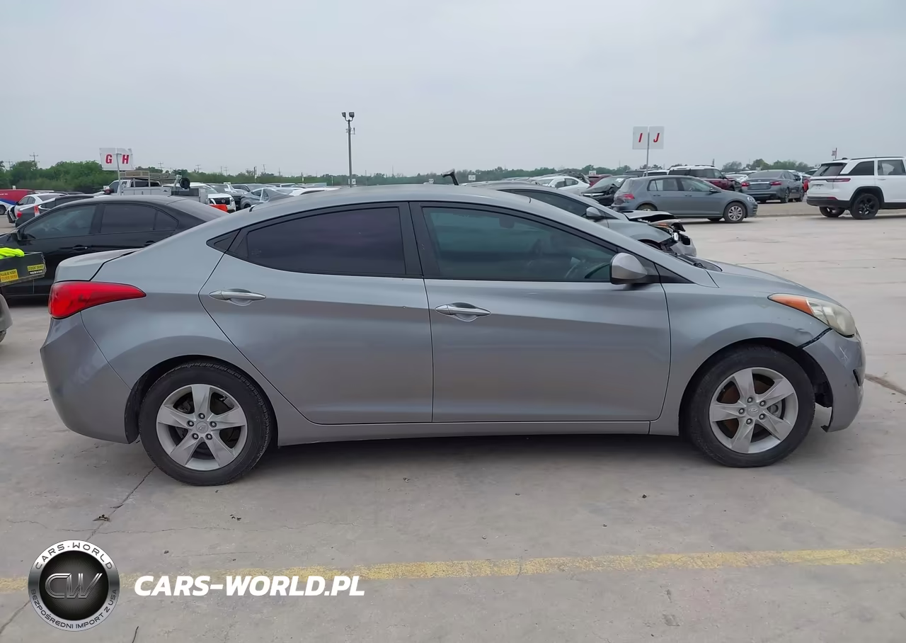 2013 Hyundai Elantra Gls-Limited VIN:KMHDH4AE0DU498335 - 14